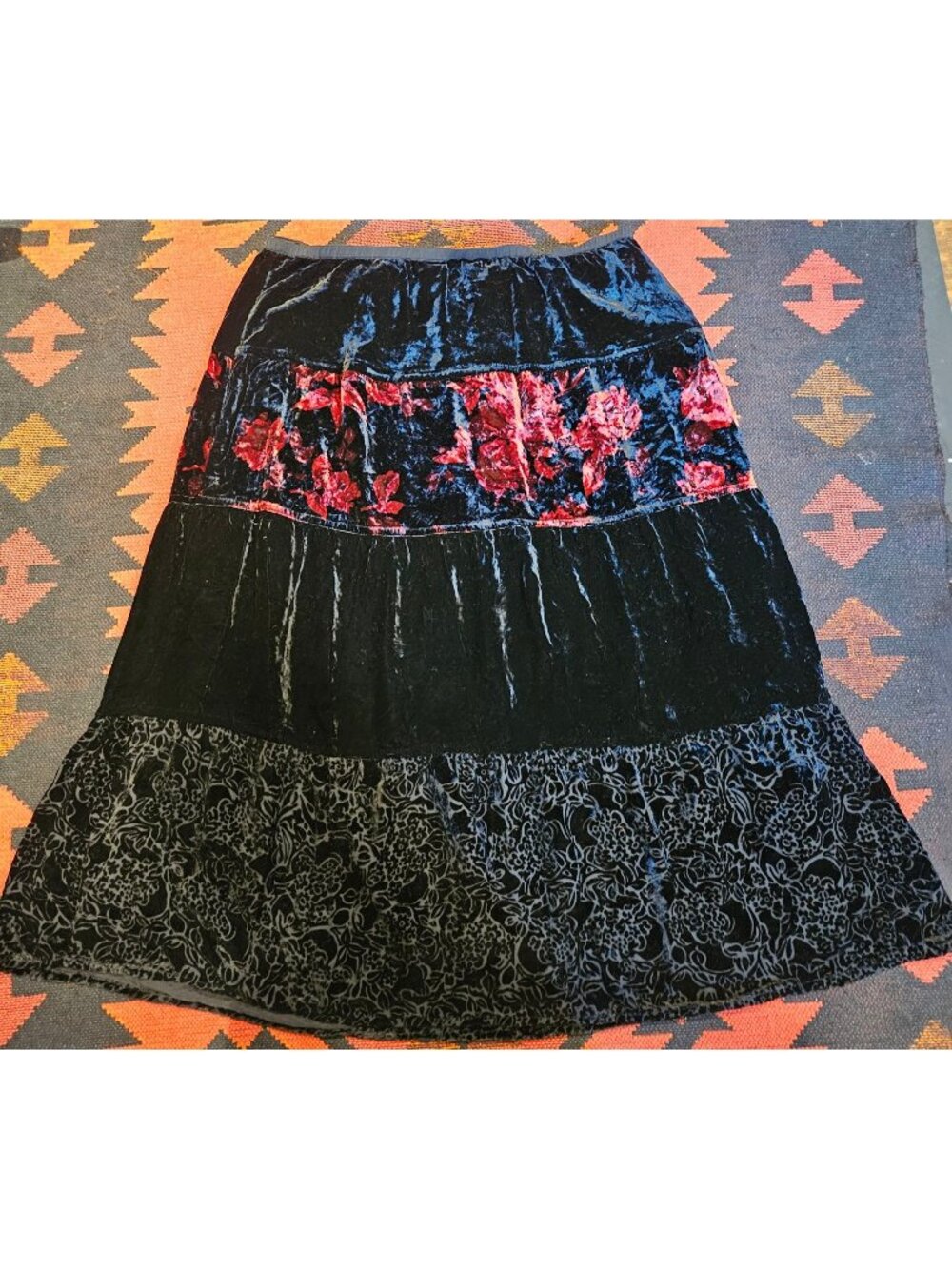 Kate Hill Womens Velvet Maxi Skirt Black W/ Red Floral Panels Size L